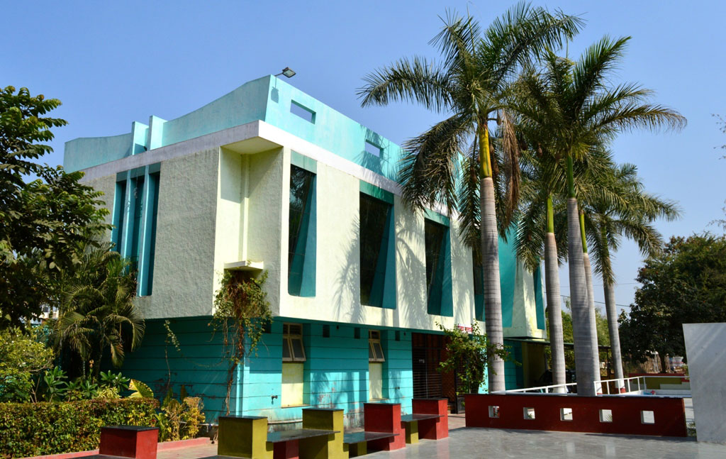 Neelay Metal Industries